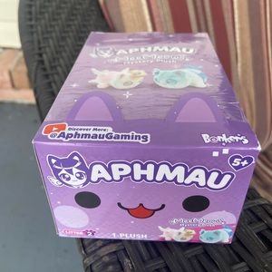 NIB Aphmau MeeMeows Plush—Litter 2